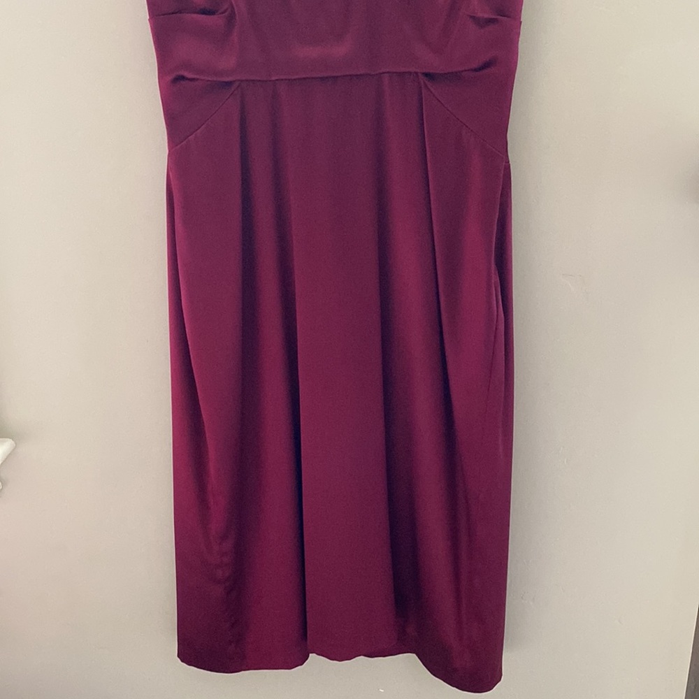 Nicole Miller Collection Silk Sheath Cocktail Dress, Burgundy, size 6 - Picture 8 of 12